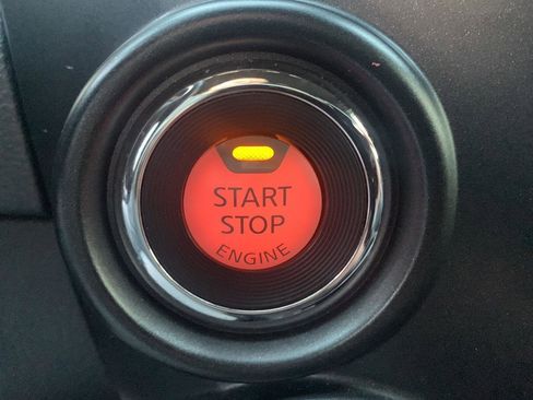 Used 2021 Nissan Titan PRO-4X w/ Off Road Protection Package image 15