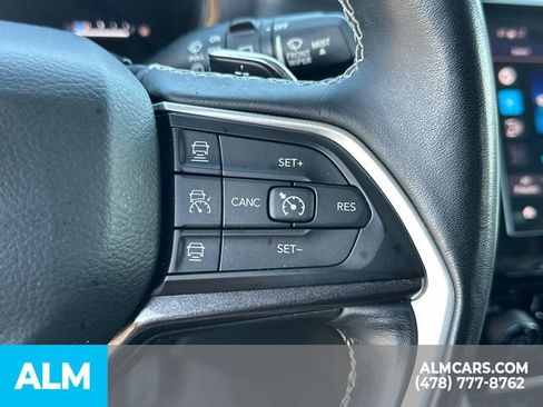 Used 2021 Jeep Grand Cherokee L Laredo w/ Luxury Tech Group I AWD/4WD image 32