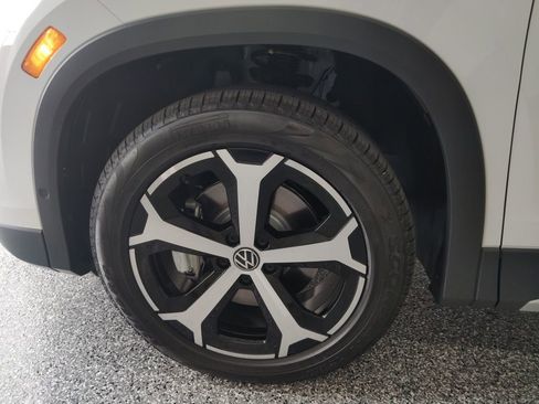 New 2026 Volkswagen Tiguan SE AWD/4WD image 7