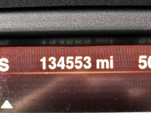 Used 2015 Dodge Journey Crossroad w/ Flexible Seating Group image 29