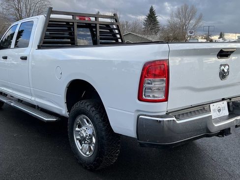 Used 2022 RAM 2500 Tradesman w/ Chrome Appearance Group image 7