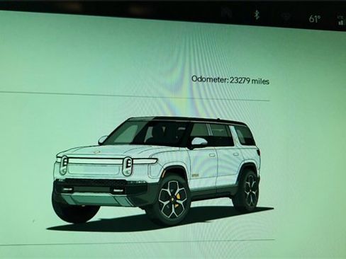 Used 2024 Rivian R1S Adventure image 43