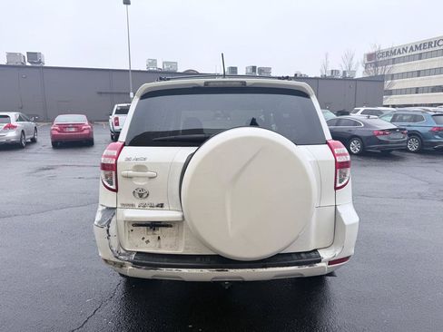 Used 2009 Toyota RAV4 2WD image 4