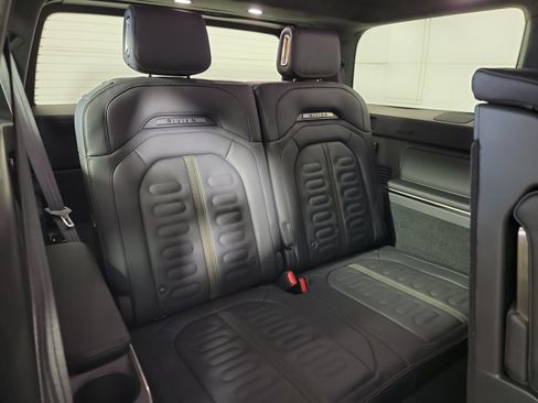 Used 2022 Rivian R1S Launch Edition AWD/4WD image 22