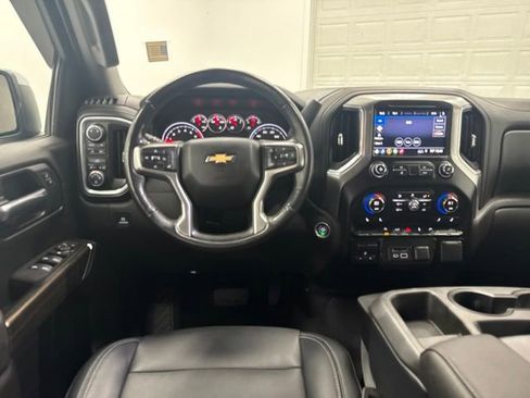 Used 2019 Chevrolet Silverado 1500 LT w/ All-Star Edition AWD/4WD image 24