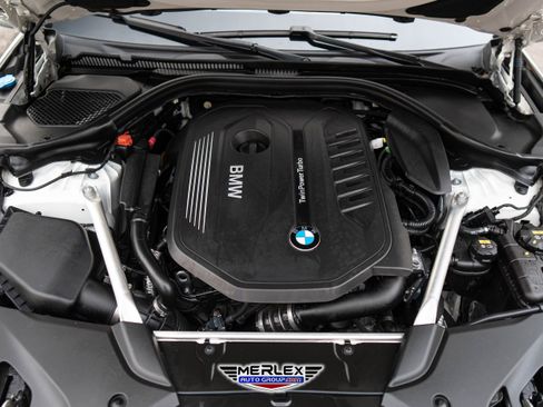 Used 2018 BMW 540i w/ M Sport Package image 53