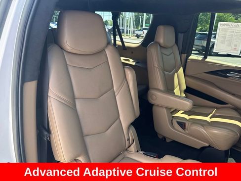 Used 2019 Cadillac Escalade ESV Platinum AWD/4WD image 34