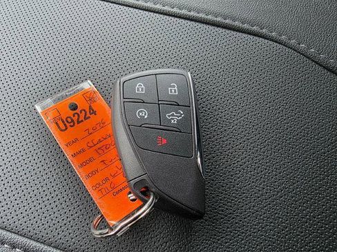 Used 2026 Chevrolet Silverado 1500 LTZ image 30