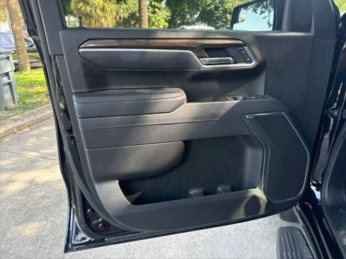 Used 2025 Chevrolet Silverado 1500 RST RWD image 14