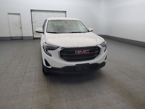 Used 2020 GMC Terrain SLE image 14