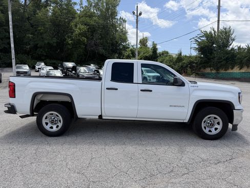 Used 2019 GMC Sierra 1500 Limited w/ Sierra Convenience Package AWD/4WD image 8