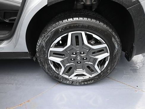 Used 2023 Hyundai Santa Fe Limited AWD/4WD image 23