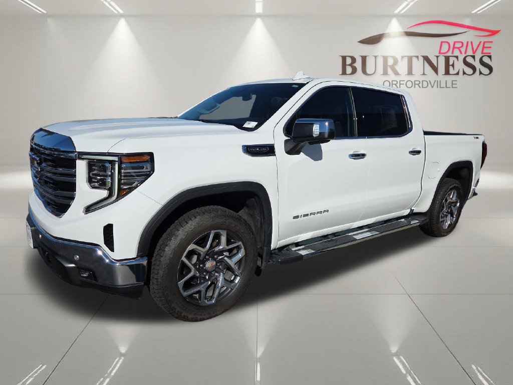 Certified 2024 GMC Sierra 1500 SLT w/ SLT Premium Plus Package AWD/4WD image 4
