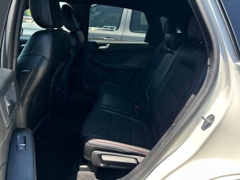 Used 2023 Ford Escape ST-Line w/ Tech Pack #1 AWD/4WD image 29