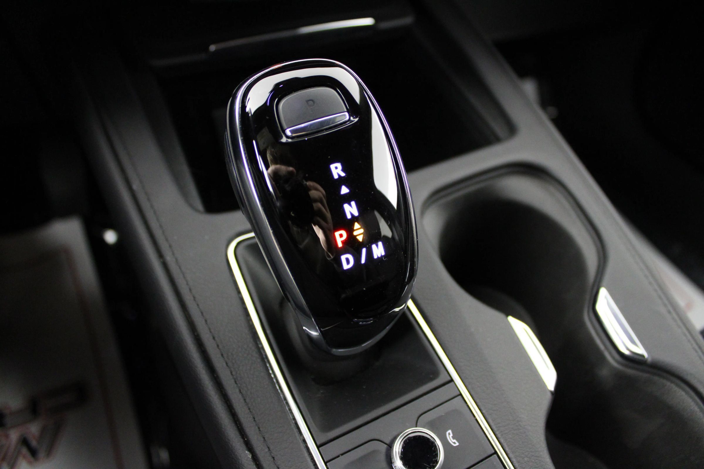 Used 2024 Cadillac XT4 Premium Luxury FWD image 24