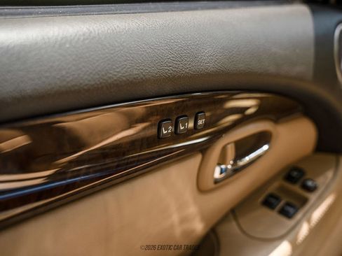 Used 2010 Lexus SC 430 Convertible RWD image 32