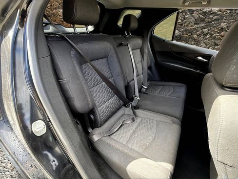 Used 2021 Chevrolet Equinox LT image 20