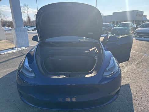 Used 2024 Tesla Model Y Long Range image 19