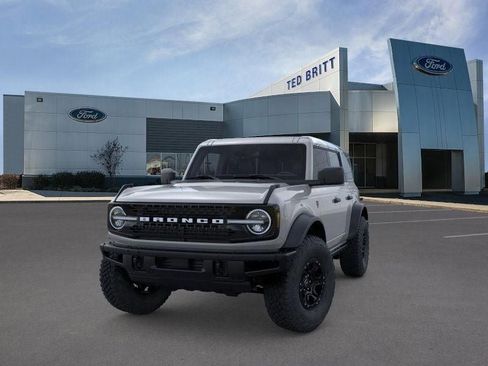 New 2026 Ford Bronco Badlands AWD/4WD image 3