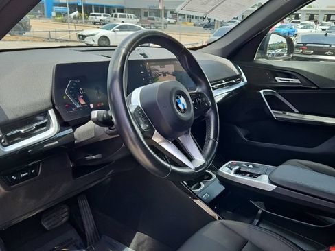 Used 2023 BMW X1 xDrive28i AWD/4WD image 12