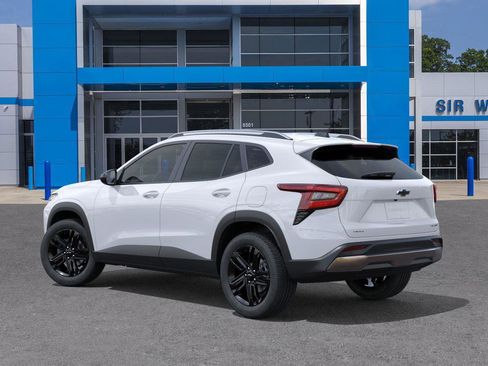 New 2026 Chevrolet Trax ACTIV w/ Sunroof Package image 3