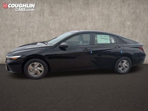 New 2026 Hyundai Elantra SE image 5