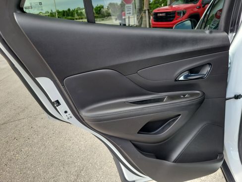 Used 2022 Buick Encore Preferred w/ Safety Package image 24