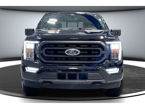 Used 2022 Ford F150 XLT w/ Equipment Group 302A High AWD/4WD image 4
