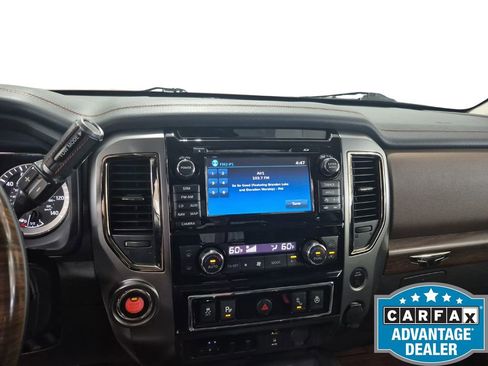 Used 2017 Nissan Titan Platinum Reserve image 23
