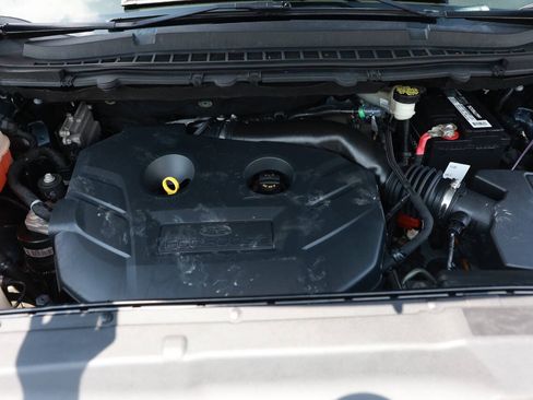 Used 2016 Ford Edge Titanium w/ Equipment Group 302A FWD image 47