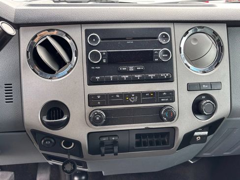 Used 2015 Ford F250 XLT AWD/4WD image 17