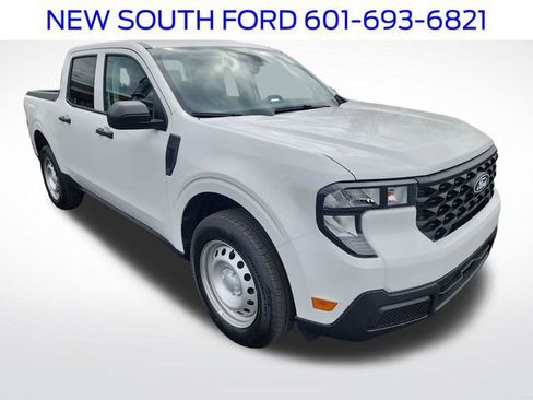 New 2026 Ford Maverick XL image 16