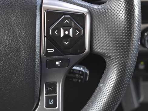 Used 2023 Toyota Tacoma SR5 w/ Technology Package image 8