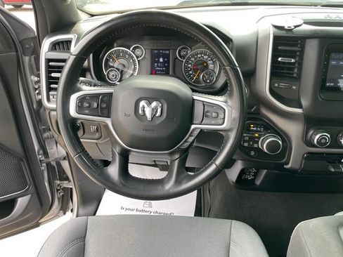 Used 2022 RAM 1500 Big Horn AWD/4WD image 36