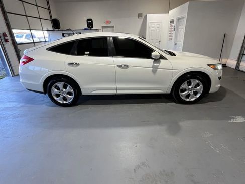 Used 2011 Honda Crosstour EX-L image 2