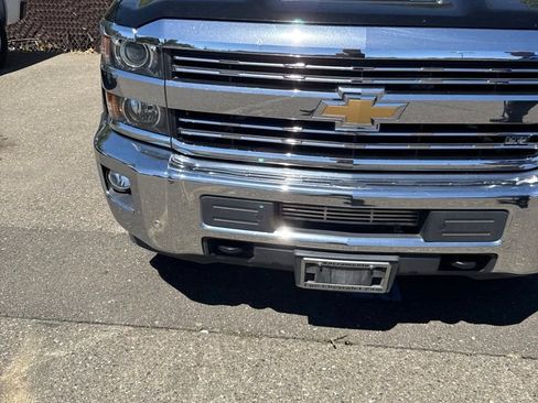 Used 2018 Chevrolet Silverado 2500 LTZ w/ Duramax Plus Package AWD/4WD image 3