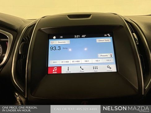 Used 2018 Ford Edge Titanium image 33