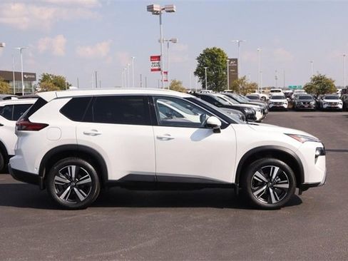 Certified 2024 Nissan Rogue SL w/ SL Premium Package image 5