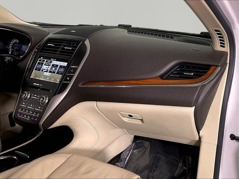 Used 2016 Lincoln MKC Reserve AWD/4WD image 26