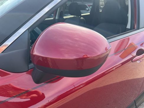 Used 2023 Nissan Rogue SV image 30