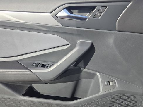 New 2026 Volkswagen Jetta SE image 18