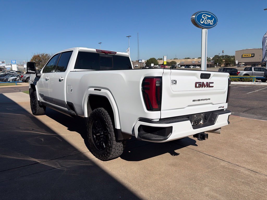 Used 2025 GMC Sierra 3500 AT4 w/ AT4 Premium Plus Package AWD/4WD image 5