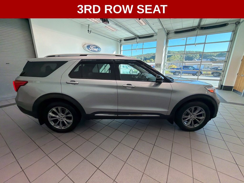 Used 2021 Ford Explorer Limited w/ Equipment Group 301A AWD/4WD image 25