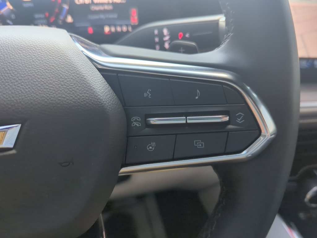 Certified 2026 Chevrolet Suburban Premier AWD/4WD image 35