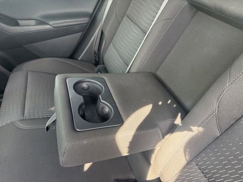 Used 2025 Chevrolet Equinox LT image 28