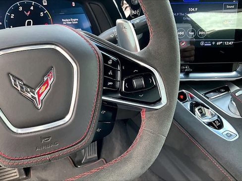 Used 2022 Chevrolet Corvette 3LT w/ Engine Appearance Package image 22