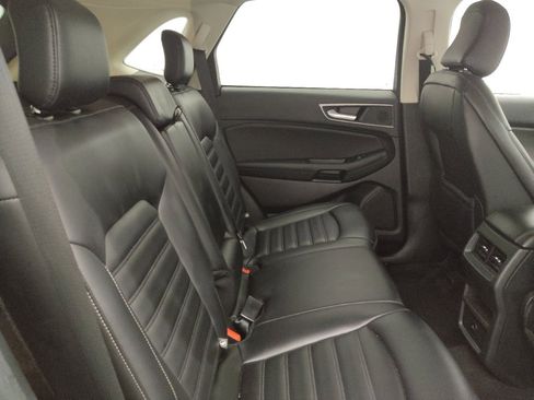 Used 2024 Ford Edge SEL image 19