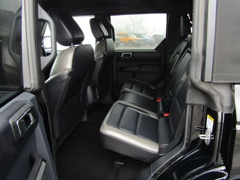 Used 2025 Ford Bronco Outer Banks image 30