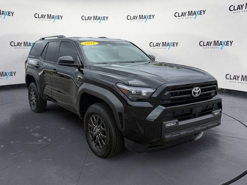 Used 2025 Toyota 4Runner SR5 image 7