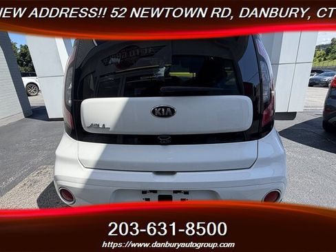 Used 2017 Kia Soul + w/ Designer's Package FWD image 4